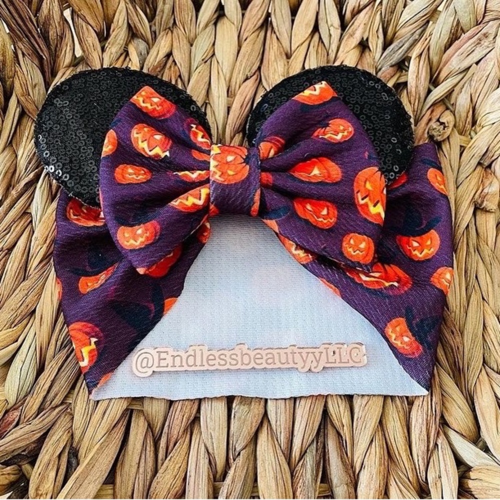 Girl’s headband